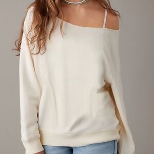 American Eagle Off Shoulder "Lived In" Cream Sweatshirt Large